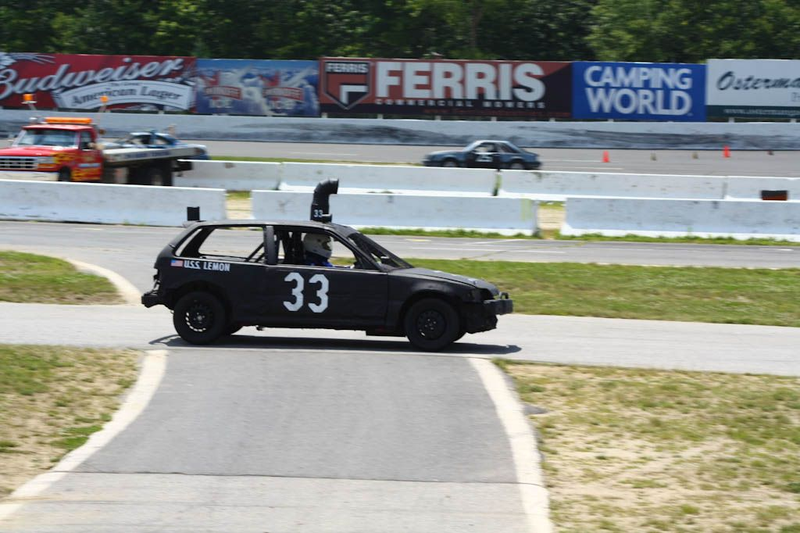 Illustration for article titled The 24 Hours Of LeMons New England 2009 Über Gallery, Part 2